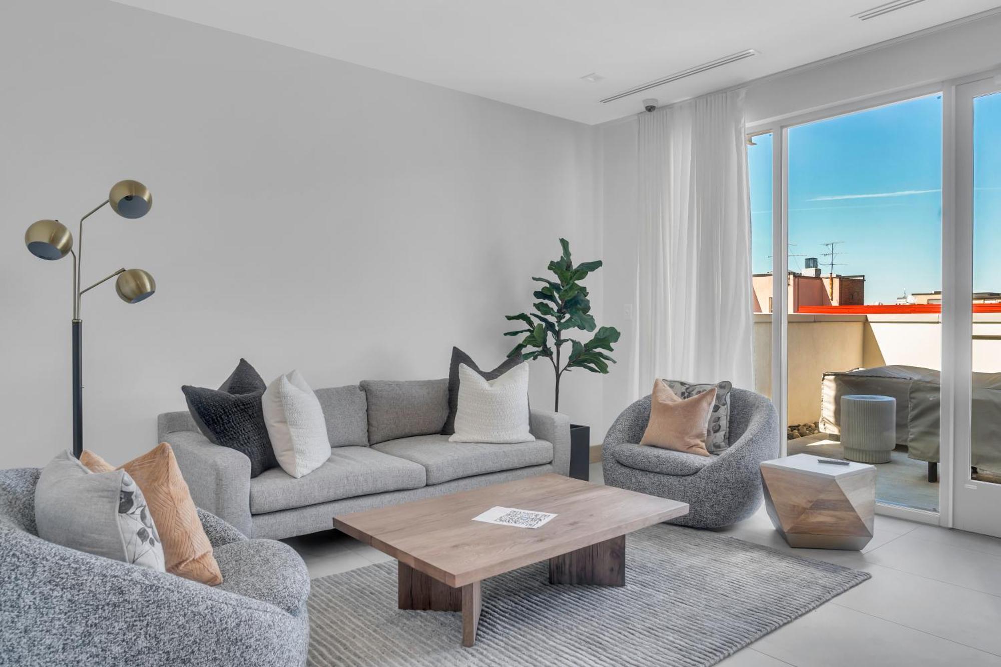 Fully Furnished Apartment In Washington Near Logan Circle Номер фото