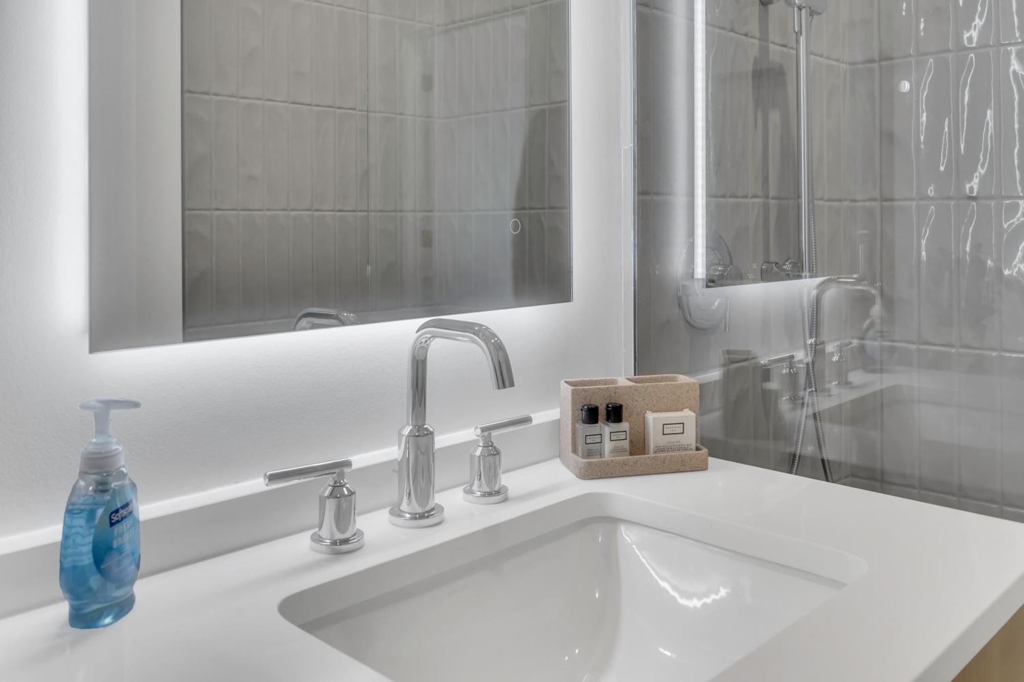 Fully Furnished Apartment In Washington Near Logan Circle Экстерьер фото